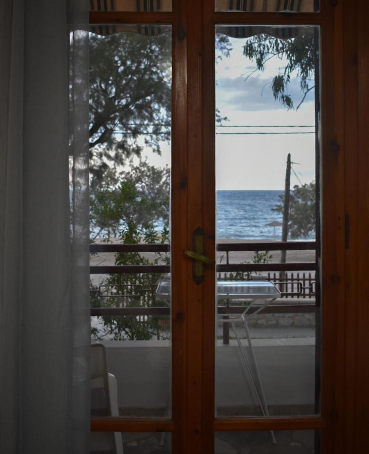 Poseidon Apartments Gythio Quarto foto