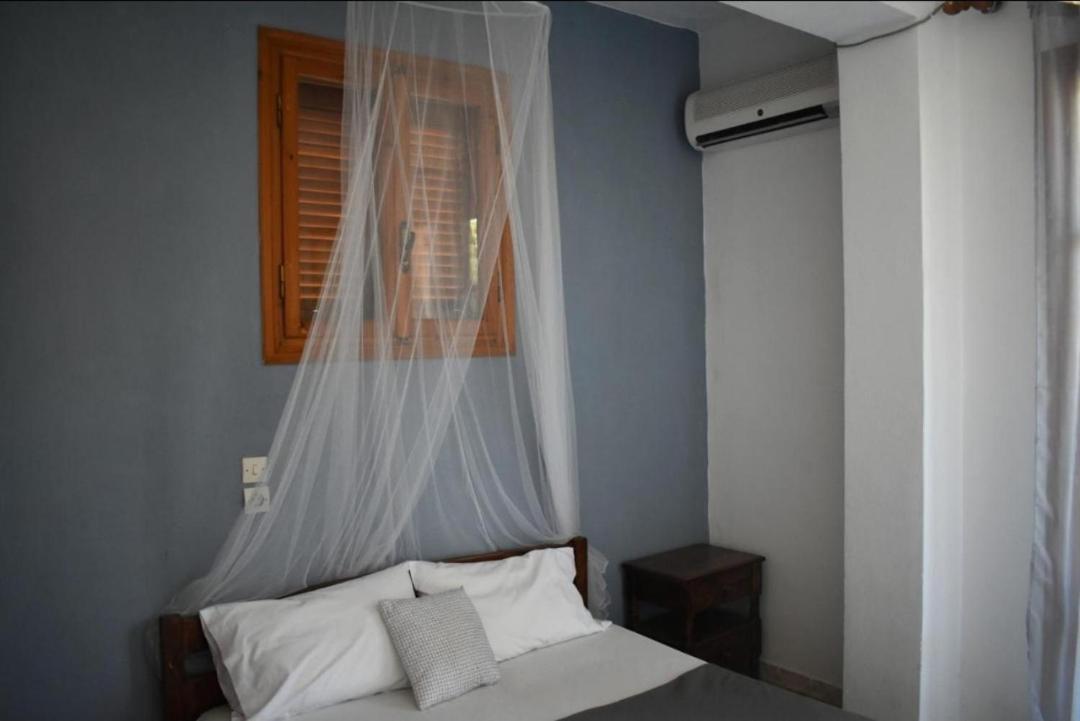 Poseidon Apartments Gythio Quarto foto